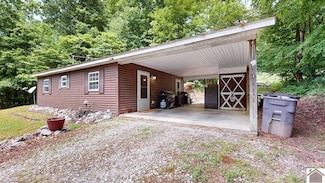 150 Megan Dr, Grand Rivers, KY 42045