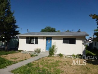829 Idaho Ave, Filer, ID 83328