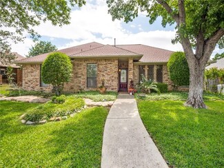2733 Gold Rush Ln, Carrollton, TX 75007