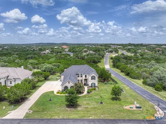 2194 Ranch Loop Dr, New Braunfels, TX 78132