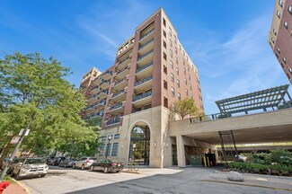 811 W 15th Place Unit 906E, Chicago, IL 60608