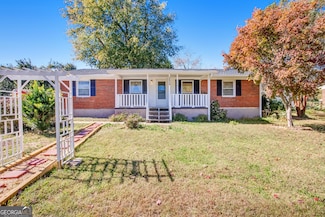 2624 Walnut Rd, Gainesville, GA 30506