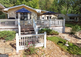 401 Mountain Rivers Rd, Mineral Bluff, GA 30559