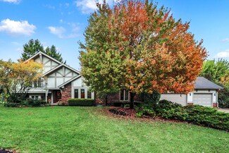 3644 Woodland Streams Dr, Greenwood, IN 46143