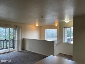 127 Jules Dr Unit F-202, Gypsum, CO 81637