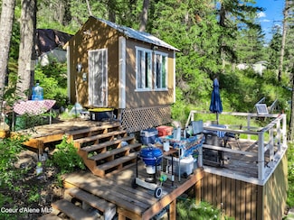 23157 W Lower Twin Lake Shore, Rathdrum, ID 83858