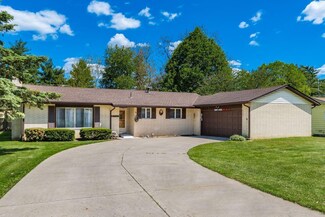 1182 Conn Way Dr, Heath, OH 43056