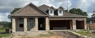 11026 Youngquist Dr, Mont Belvieu, TX 77523