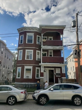 31 Bruce St Unit 35, Lawrence, MA 01841