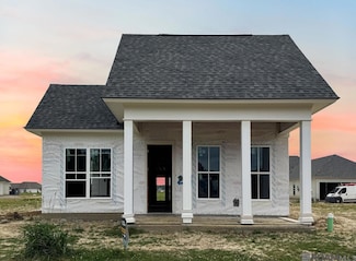 5127 Stonewater Dr, Gonzales, LA 70737