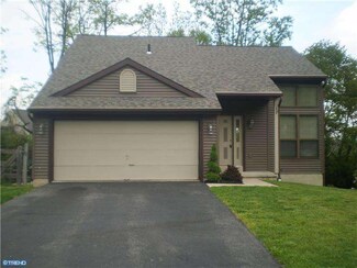 245 Whitton Dr, Reading, PA 19607