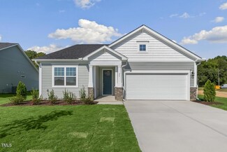 280 Providence Creek Dr, Fuquay-Varina, NC 27526
