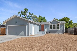1125 Cypress St, East Palo Alto, CA 94303