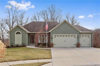 5102 N Belton Ct, Riverside, MO 64150