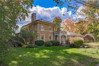 2738 W Greenleaf St Unit 2742, Allentown, PA 18104