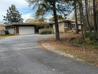 224 Clairmont Dr, Greenwood, SC 29649