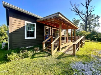 384 Loop Rd, Gatlinburg, TN 37738
