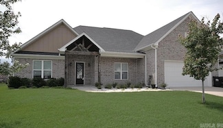 7445 Northwood Dr, Benton, AR 72019