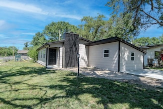851 Charron Dr, El Dorado, KS 67042