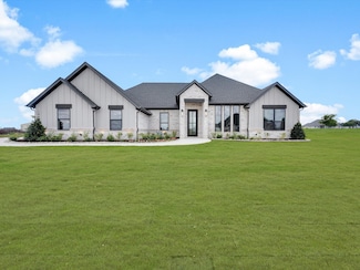 1060 Uplift Dr, Hudson Oaks, TX 76087