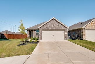 649 Lightheart Ln, Lavon, TX 75166