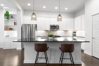 2204 Robert Browning St, Austin, TX 78723