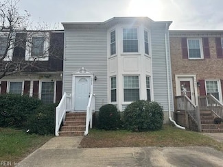 5405 Scholarship Dr, Virginia Beach, VA 23462