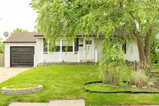 9932 Jan Dr, Saint Louis, MO 63123