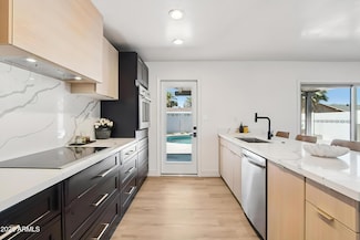 1653 E Palmcroft Dr, Tempe, AZ 85282