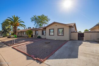 5209 W Mauna Loa Ln, Glendale, AZ 85306