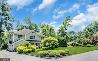 451 Riverside Dr, Princeton, NJ 08540