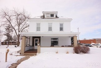 202 S Major St, Eureka, IL 61530