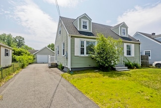 23 Mary St, Springfield, MA 01118