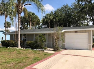 1371 SW Babcock Ave, Port Saint Lucie, FL 34953