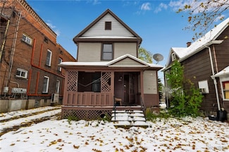 725 Monteagle St, Niagara Falls, NY 14305