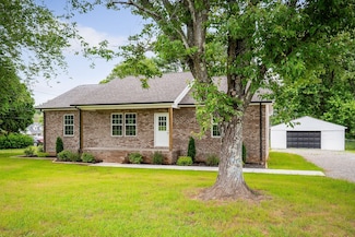 136 E School Dr, Rock Island, TN 38581