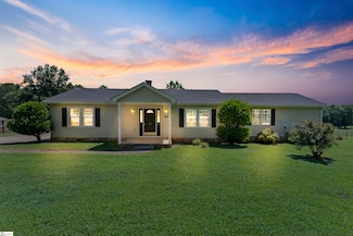 905 Pace Bridge Rd, Easley, SC 29640