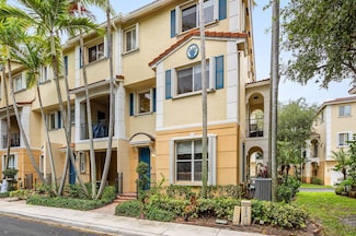 2897 S Greenleaf Cir, Boynton Beach, FL 33426