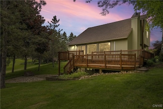 147 Crooked Lake Rd, Tully, NY 13159