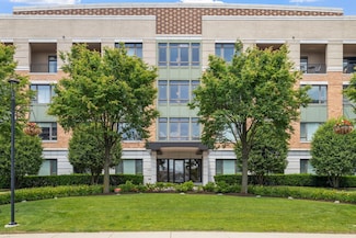 1000 Village Center Dr Unit 103, Burr Ridge, IL 60527