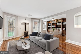 1747 18th St NW Unit 1, Washington, DC 20009