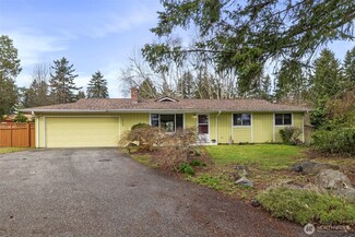 2062 SE Beech Ct, Port Orchard, WA 98366