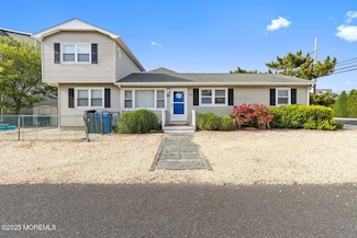 100 3rd Ave, Lavallette, NJ 08735