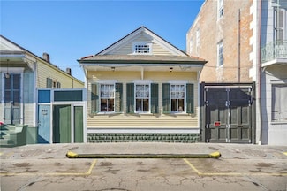 922 Saint Ann St, New Orleans, LA 70116