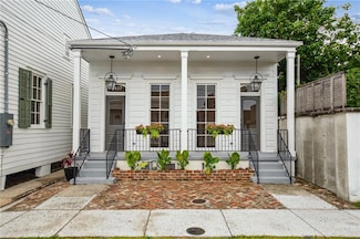 2417 Rousseau St, New Orleans, LA 70130