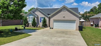 403 E Charlotte Ave, Scottsboro, AL 35768
