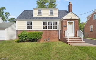 120 Delia Terrace, Clark, NJ 07066