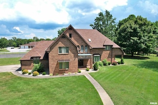 9 Brian Dr, Metropolis, IL 62960