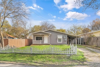 105 Maledon St, Waxahachie, TX 75165