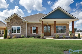 14379 White Creek Trail, Athens, AL 35611